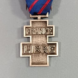 FRANCE MEDAILLE COMMEMORATIVE DES SERVICES VOLONTAIRES DE LA FRANCE LIBRE INSTITUEE DE 1946 A 1958 TAILLE ORDONNANCE